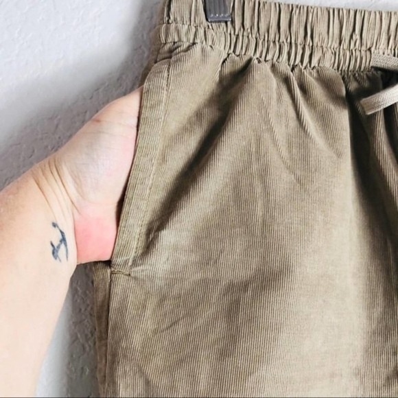 American Eagle Corduroy Jogger Pants US 6 High Waisted Corduroy Pull On Tan - Picture 8 of 13